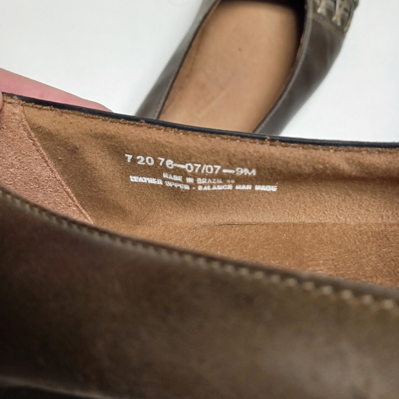 Leather Flats - Picture 4 of 5